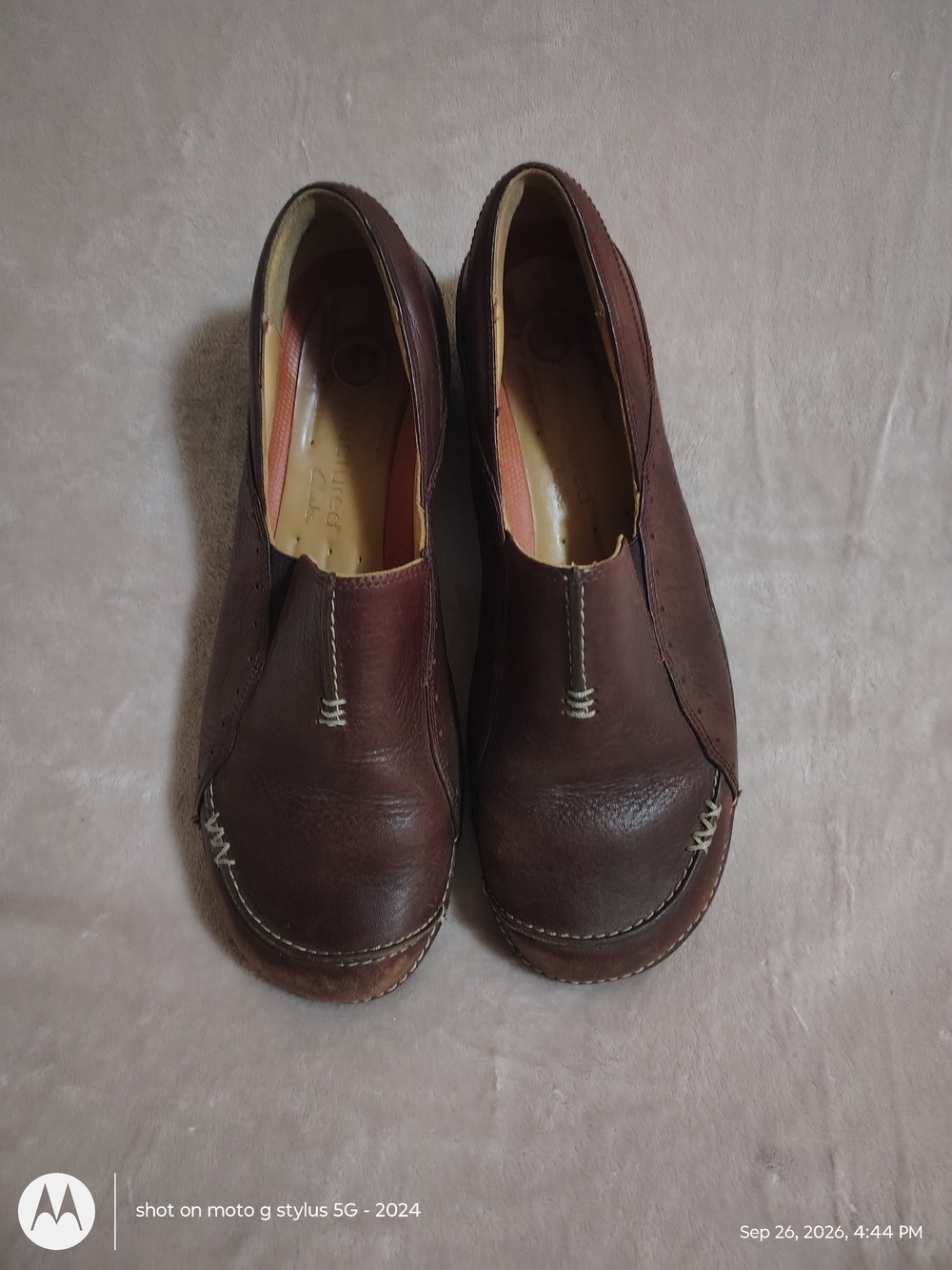 Womens Size 9 M Loafers Comfort 39029 Brown Slip On